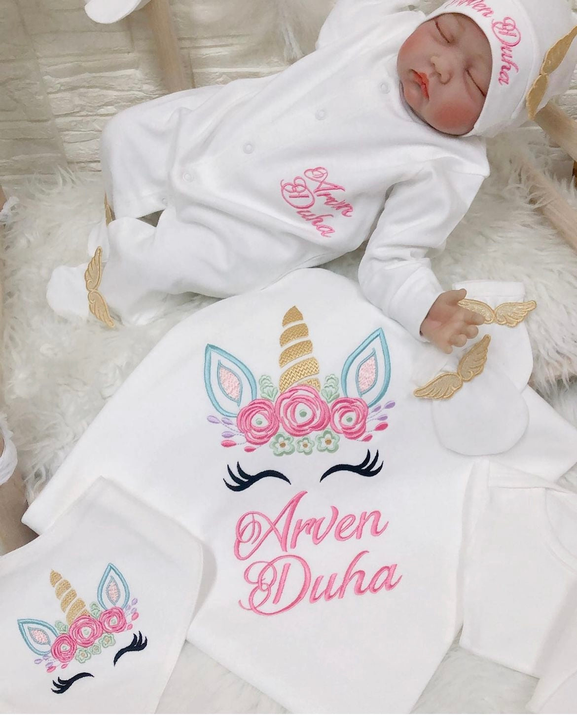 Strampler Personalisiert Mädchen Einhorn Babydecke mit Name